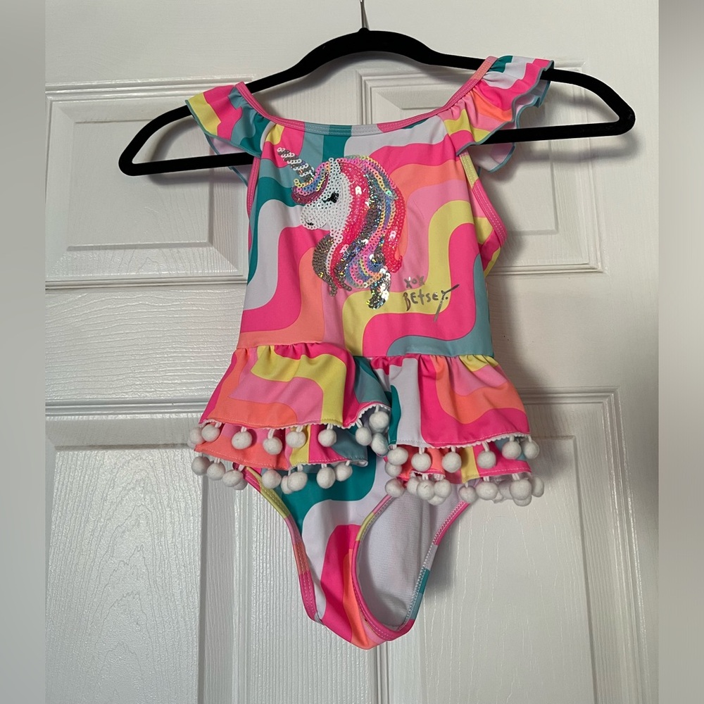 Adorable Betsy Johnson girls swimsuit, size 6